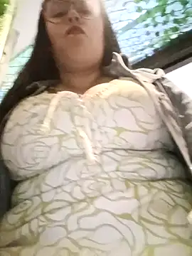 Italia 12 online show from 11-27-25, 08:44