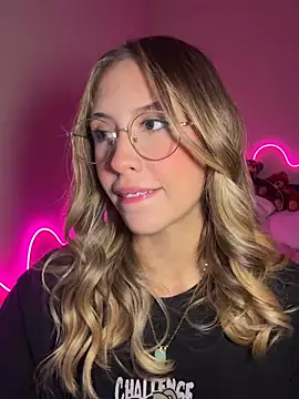 fanyabbey online show from 04-18-26, 01:53