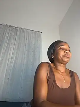 Snapshot of MerliaSsomer chatting on 02-24-26, 12:36 MerliaSsomer online show from 02-24-26, 12:36