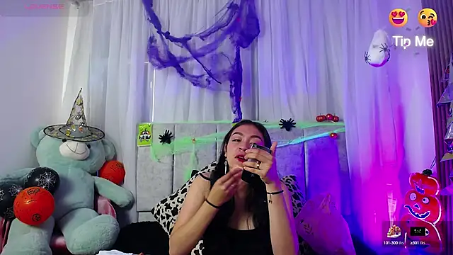 emy brunette online show from 10-14-25, 11:55