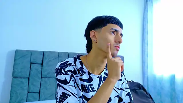 Anthony carter online show from 10-10-25, 01:43