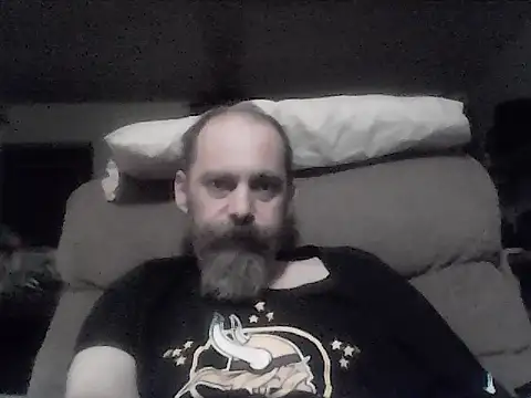 crazyheratic8 online show from 12-18-25, 02:39