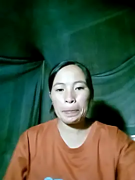 Snapshot of -Lauren- chatting on 10-10-25, 03:11 -Lauren- online show from 10-10-25, 03:11