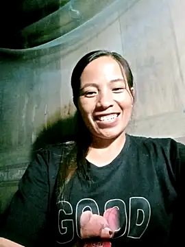 Snapshot of -Lauren- chatting on 10-14-25, 12:28 -Lauren- online show from 10-14-25, 12:28