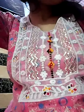 Snapshot of Itz_cat01 chatting on 11-15-25, 08:11 Itz cat01 online show from 11-15-25, 08:11