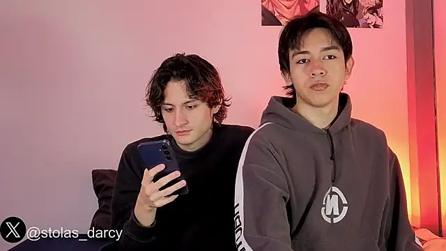 Darcy and Stolas online show from 04-12-26, 01:49