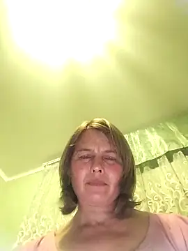 Snapshot of Masha412111 chatting on 10-27-25, 08:46 Masha412111 online show from 10-27-25, 08:46