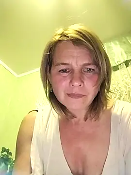 Snapshot of Masha412111 chatting on 11-03-25, 06:42 Masha412111 online show from 11-03-25, 06:42