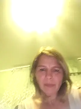 Snapshot of Masha412111 chatting on 11-04-25, 06:29 Masha412111 online show from 11-04-25, 06:29