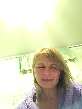 Snapshot of Masha412111 chatting on 11-20-25, 10:09 Masha412111 online show from 11-20-25, 10:09