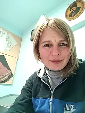 Snapshot of Masha412111 chatting on 11-23-25, 01:55 Masha412111 online show from 11-23-25, 01:55