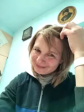 Snapshot of Masha412111 chatting on 11-26-25, 03:02 Masha412111 online show from 11-26-25, 03:02