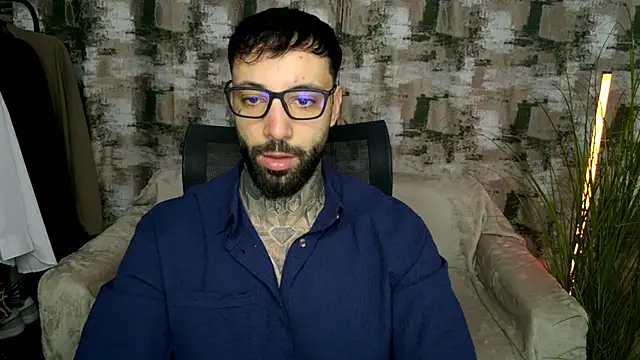 Snapshot of MasculineGuy99 chatting on 02-18-26, 09:27 MasculineGuy99 online show from 02-18-26, 09:27