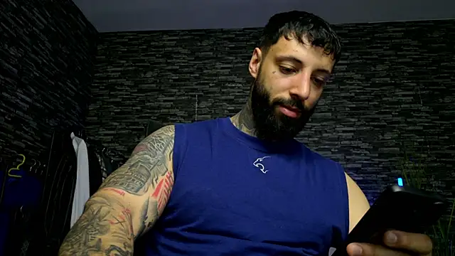 Snapshot of MasculineGuy99 chatting on 05-15-26, 08:38 MasculineGuy99 online show from 05-15-26, 08:38