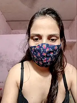 Snapshot of DIVINEDIVAA chatting on 10-05-25, 08:01 DIVINEDIVAA online show from 10-05-25, 08:01