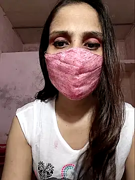 Snapshot of DIVINEDIVAA chatting on 10-18-25, 09:21 DIVINEDIVAA online show from 10-18-25, 09:21