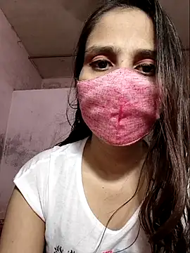 Snapshot of DIVINEDIVAA chatting on 10-25-25, 06:54 DIVINEDIVAA online show from 10-25-25, 06:54