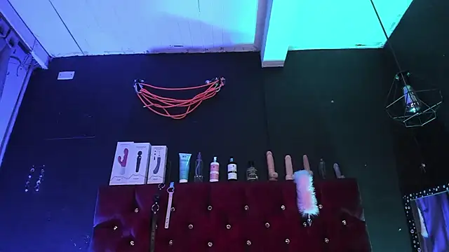 Cony l online show from 03-17-26, 01:21