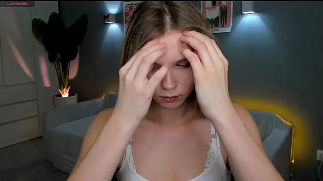 linakorvin online show from 10-23-25, 01:21