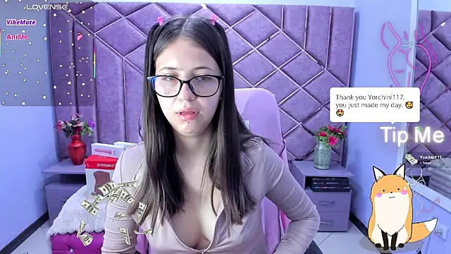 Snapshot of sarah_sweett_ chatting on 05-14-26, 02:46 sarah sweett online show from 05-14-26, 02:46