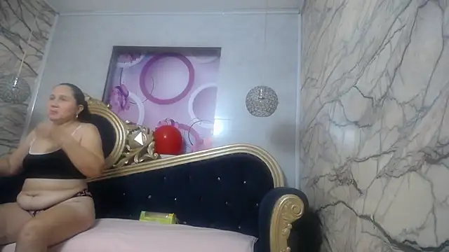 kimberly candy online show from 12-01-25, 07:19