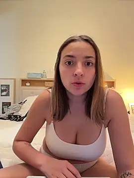 Snapshot of looloopaul chatting on 02-02-26, 09:02 looloopaul online show from 02-02-26, 09:02