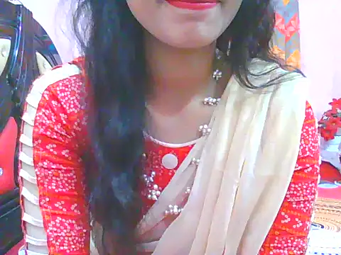 Snapshot of night_queeen7 chatting on 12-05-25, 07:43 night queeen7 online show from 12-05-25, 07:43