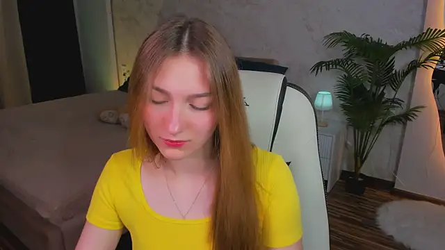 Snapshot of AngelAnabelle chatting on 10-09-25, 09:02 AngelAnabelle online show from 10-09-25, 09:02