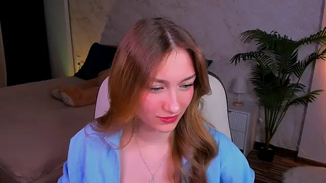 Snapshot of AngelAnabelle chatting on 10-10-25, 09:03 AngelAnabelle online show from 10-10-25, 09:03