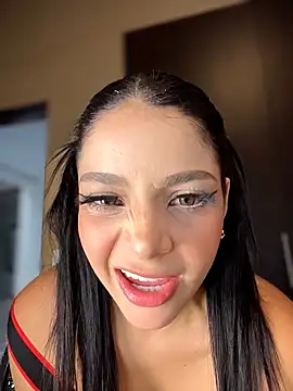 ArieliciousXXX online show from 03-06-26, 01:07