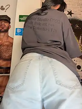 Snapshot of ArieliciousXXX chatting on 07-18-26, 01:15 ArieliciousXXX online show from 07-18-26, 01:15