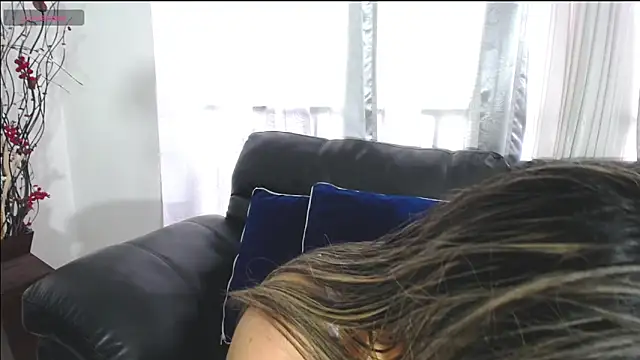 sweet christtydiaz online show from 11-05-25, 09:04