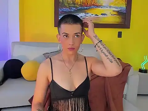 Snapshot of Zulyhenao chatting on 01-16-26, 01:59 Zulyhenao online show from 01-16-26, 01:59