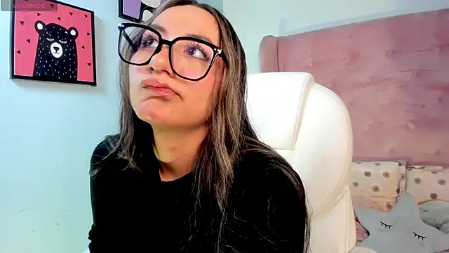 Vanelope evanss online show from 10-11-25, 12:36