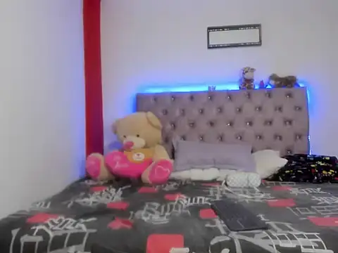 Stefany Andruw online show from 10-09-25, 05:55