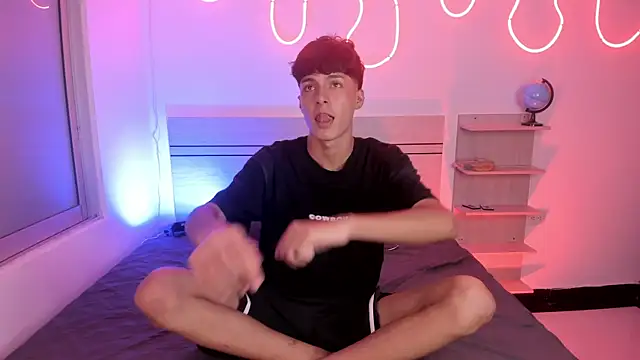 Snapshot of luccas_ferreira chatting on 11-06-25, 07:15 luccas ferreira online show from 11-06-25, 07:15