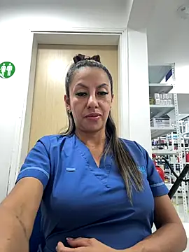 Snapshot of GisellTorres36 chatting on 10-06-25, 06:05 GisellTorres36 online show from 10-06-25, 06:05