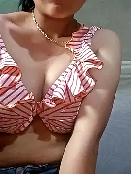  TranThao 05 online show from 10-08-25, 03:48