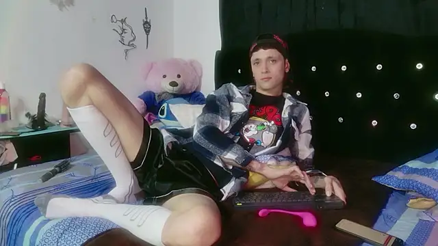 Snapshot of Tyler_cat chatting on 01-07-26, 03:09 Tyler cat online show from 01-07-26, 03:09