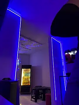 gabriiieela  online show from 11-13-25, 10:41