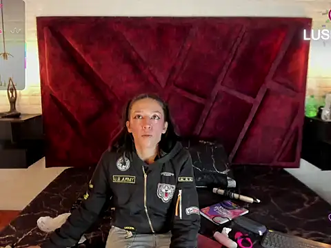 Julieta Slav3 online show from 03-19-26, 09:19