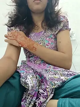 Sweet Couple59 online show from 06-04-26, 01:44