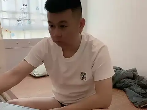 Snapshot of dachui_168 chatting on 10-03-25, 12:51 dachui 168 online show from 10-03-25, 12:51