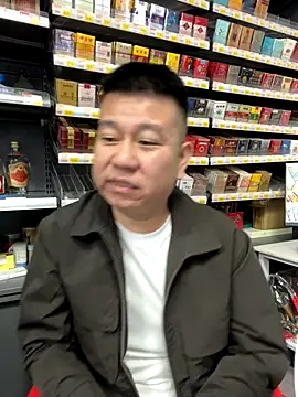 Snapshot of dachui_168 chatting on 11-13-25, 09:41 dachui 168 online show from 11-13-25, 09:41