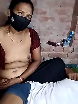 Snapshot of Rani_089 chatting on 10-15-25, 08:20 Rani 089 online show from 10-15-25, 08:20