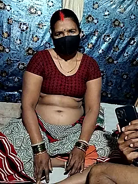 Snapshot of Rani_089 chatting on 12-15-25, 02:54 Rani 089 online show from 12-15-25, 02:54