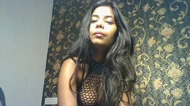 Snapshot of zoya_your chatting on 02-05-26, 05:17 zoya your online show from 02-05-26, 05:17