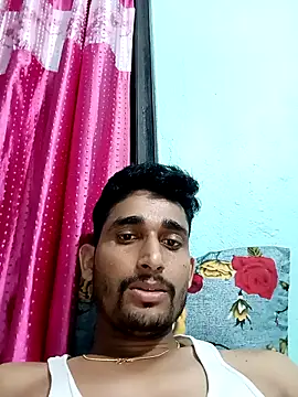 Snapshot of EmotionalOpenair55 chatting on 10-15-25, 12:05 EmotionalOpenair55 online show from 10-15-25, 12:05