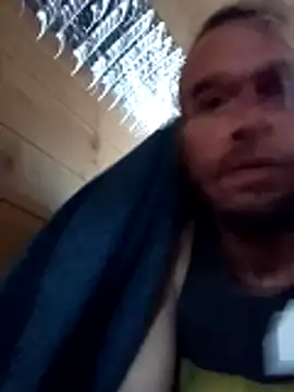 Snapshot of LetMeLiqU chatting on 03-24-26, 03:28 LetMeLiqU online show from 03-24-26, 03:28