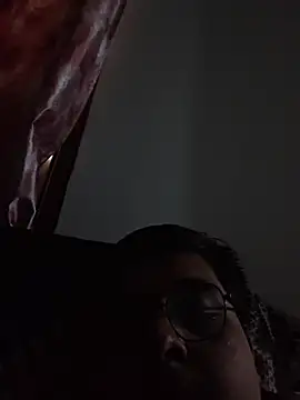 Snapshot of UsurpedThaw chatting on 11-16-25, 10:10 UsurpedThaw online show from 11-16-25, 10:10